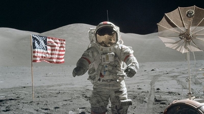 Нил Армстронг на луне